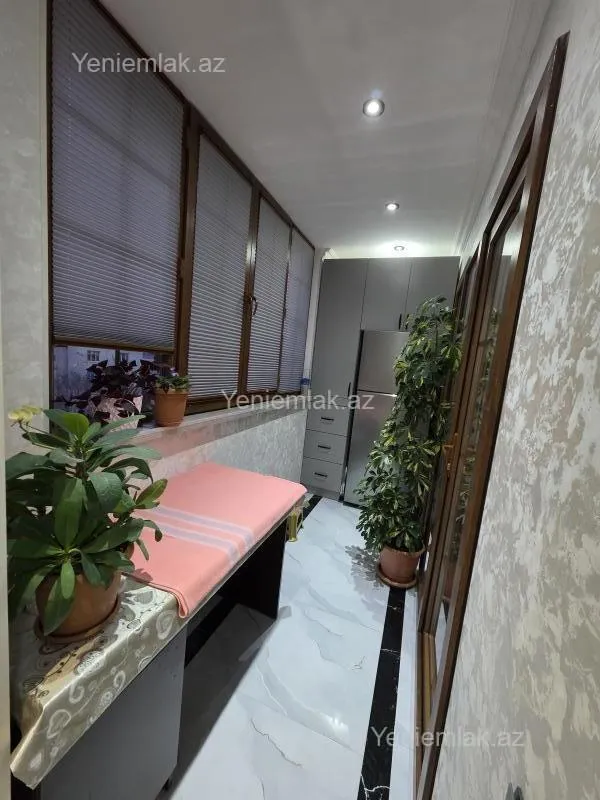 Satılır 3 otaqlı köhnə tikili 70 m²