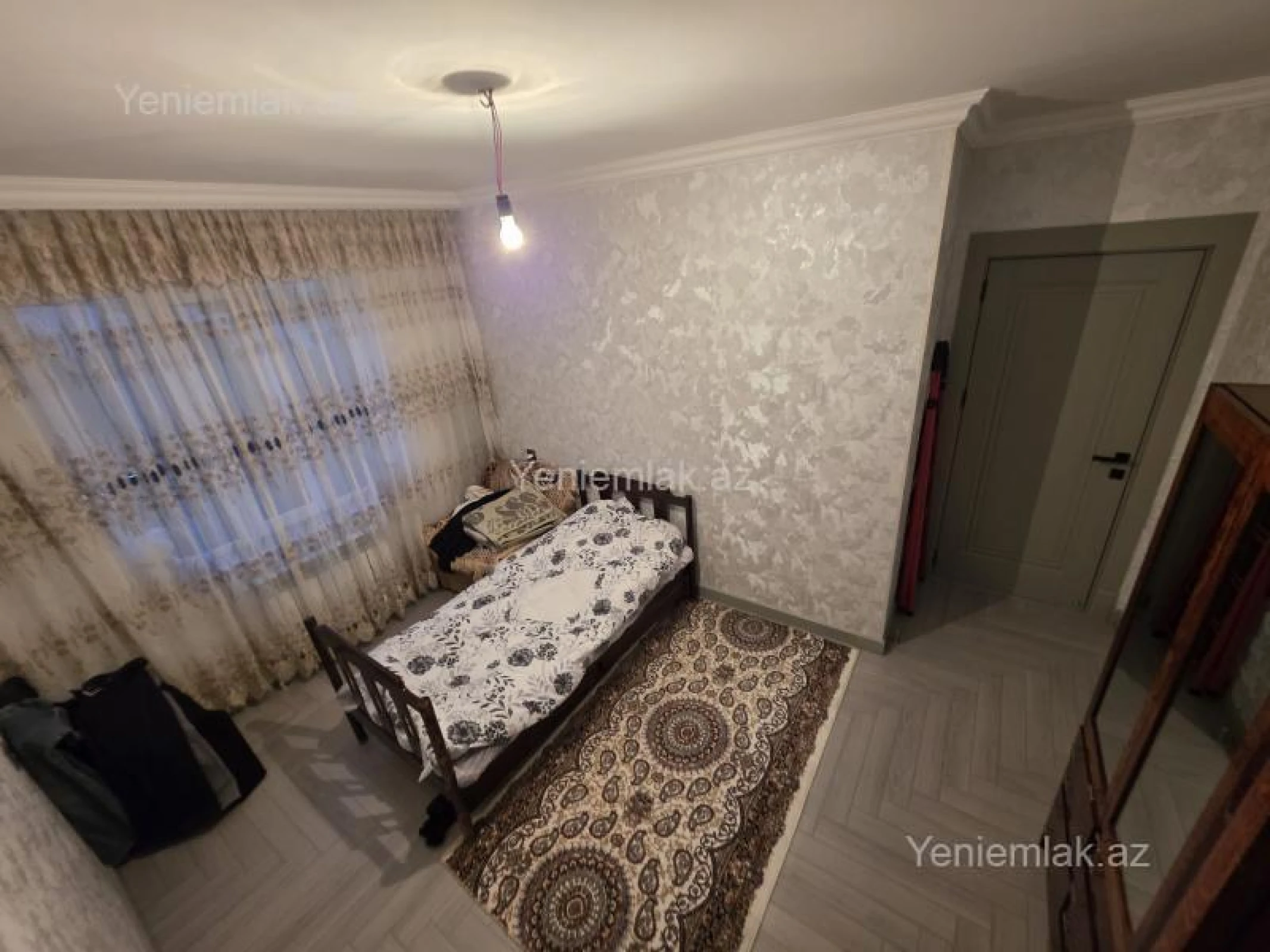 Satılır 3 otaqlı köhnə tikili 70 m²