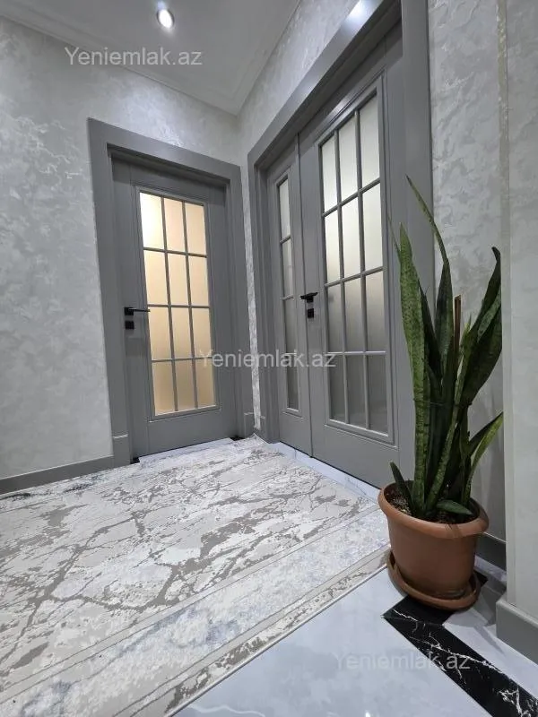 Satılır 3 otaqlı köhnə tikili 70 m²