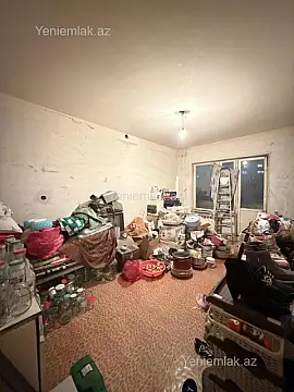 Satılır 4 otaqlı köhnə tikili 102 m²