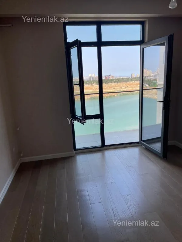 Satılır 3 otaqlı yeni tikili 73 m²