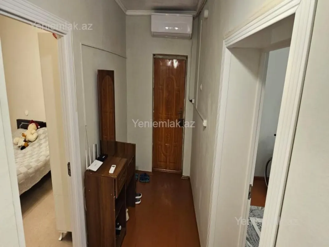 Satılır 4 otaqlı köhnə tikili 95 m²