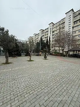 Satılır 2 otaqlı köhnə tikili 65 m²