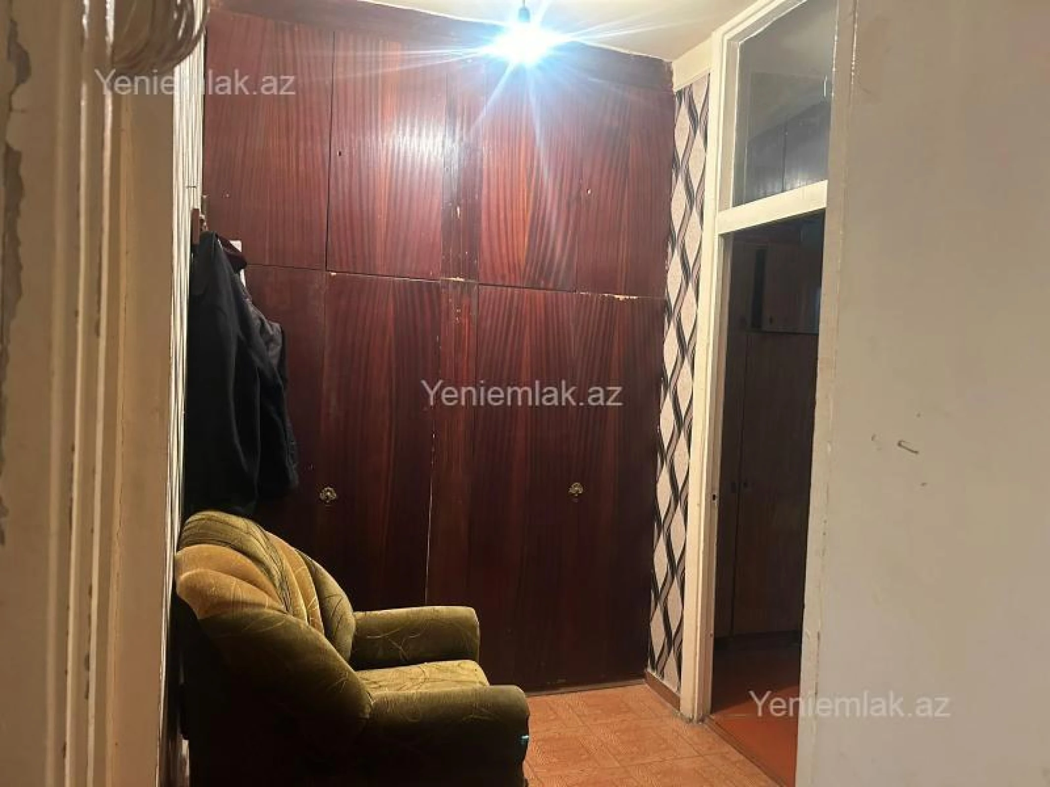 Satılır 2 otaqlı köhnə tikili 65 m²