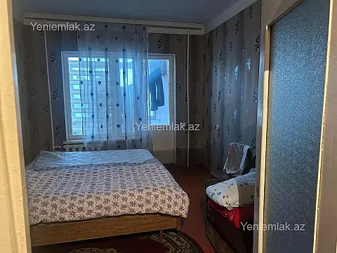Satılır 2 otaqlı köhnə tikili 65 m²