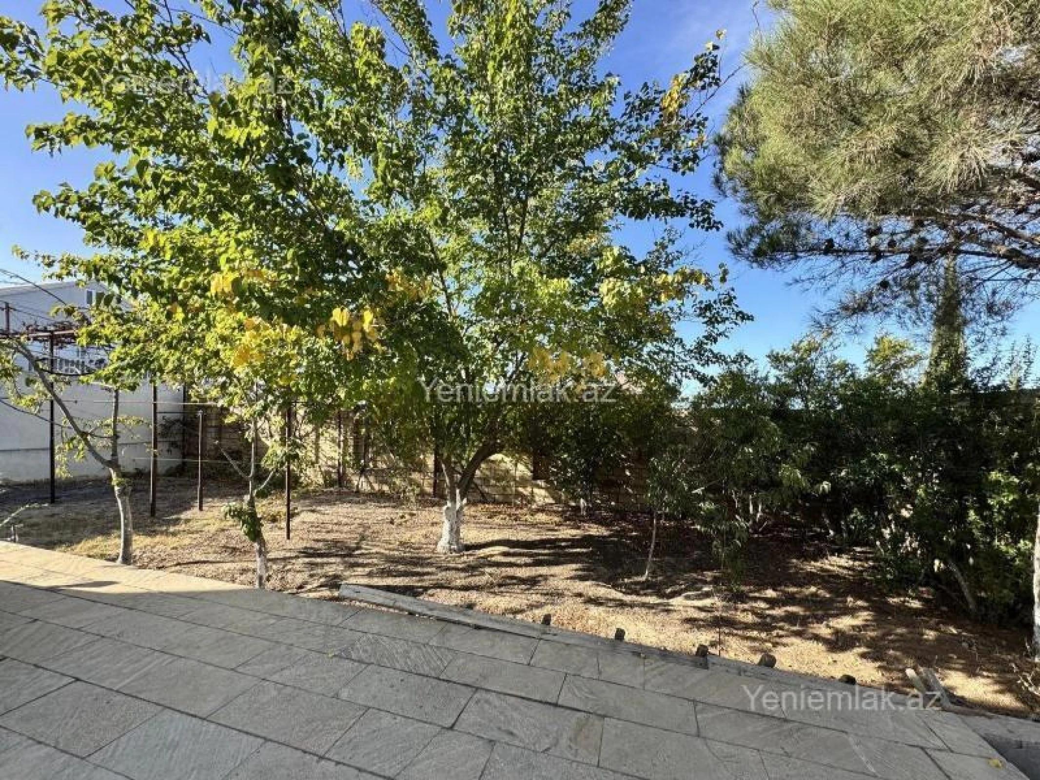 Satılır 7 otaqlı həyət evi 220 m²