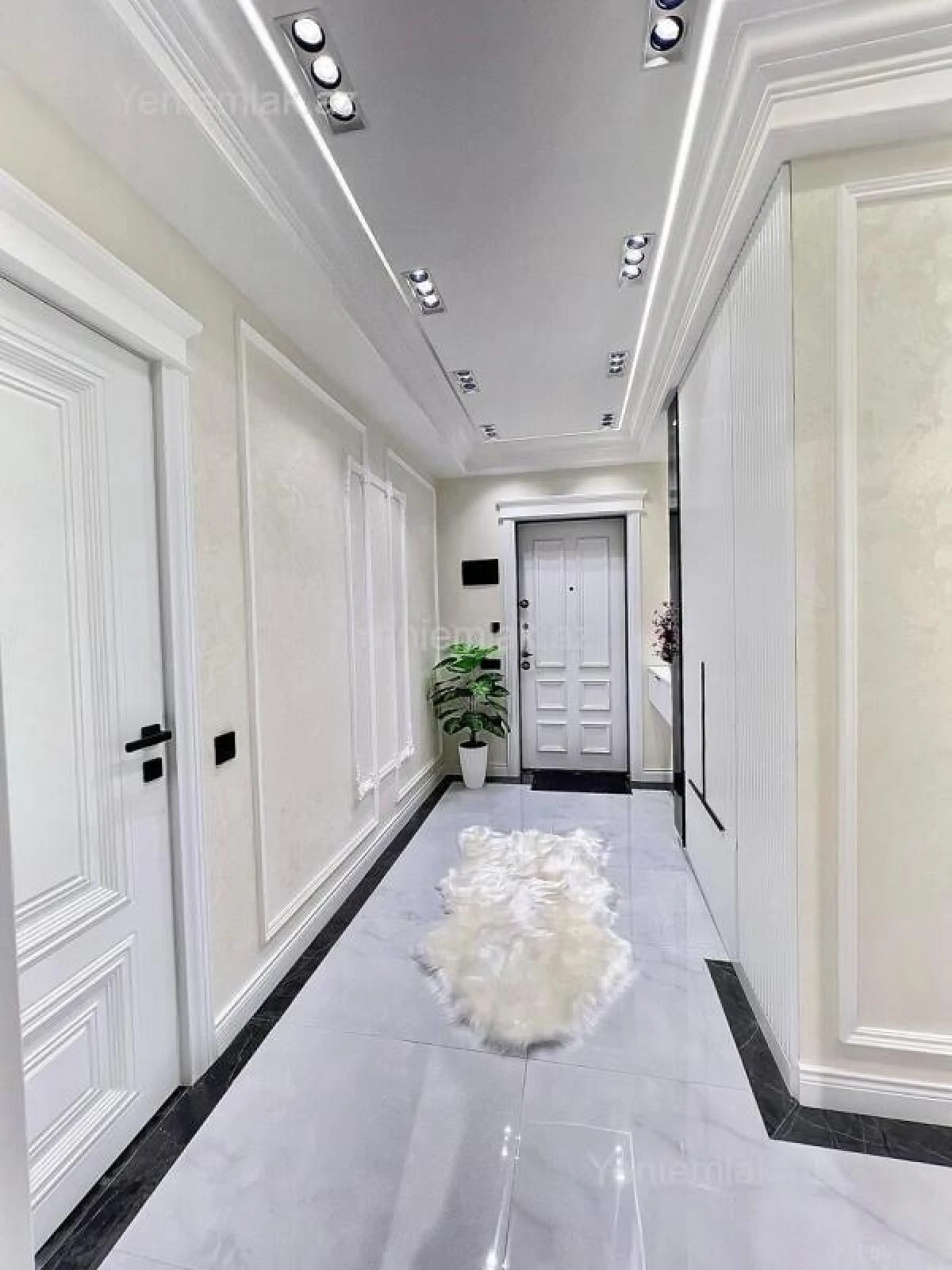 Satılır 3 otaqlı yeni tikili 112 m²