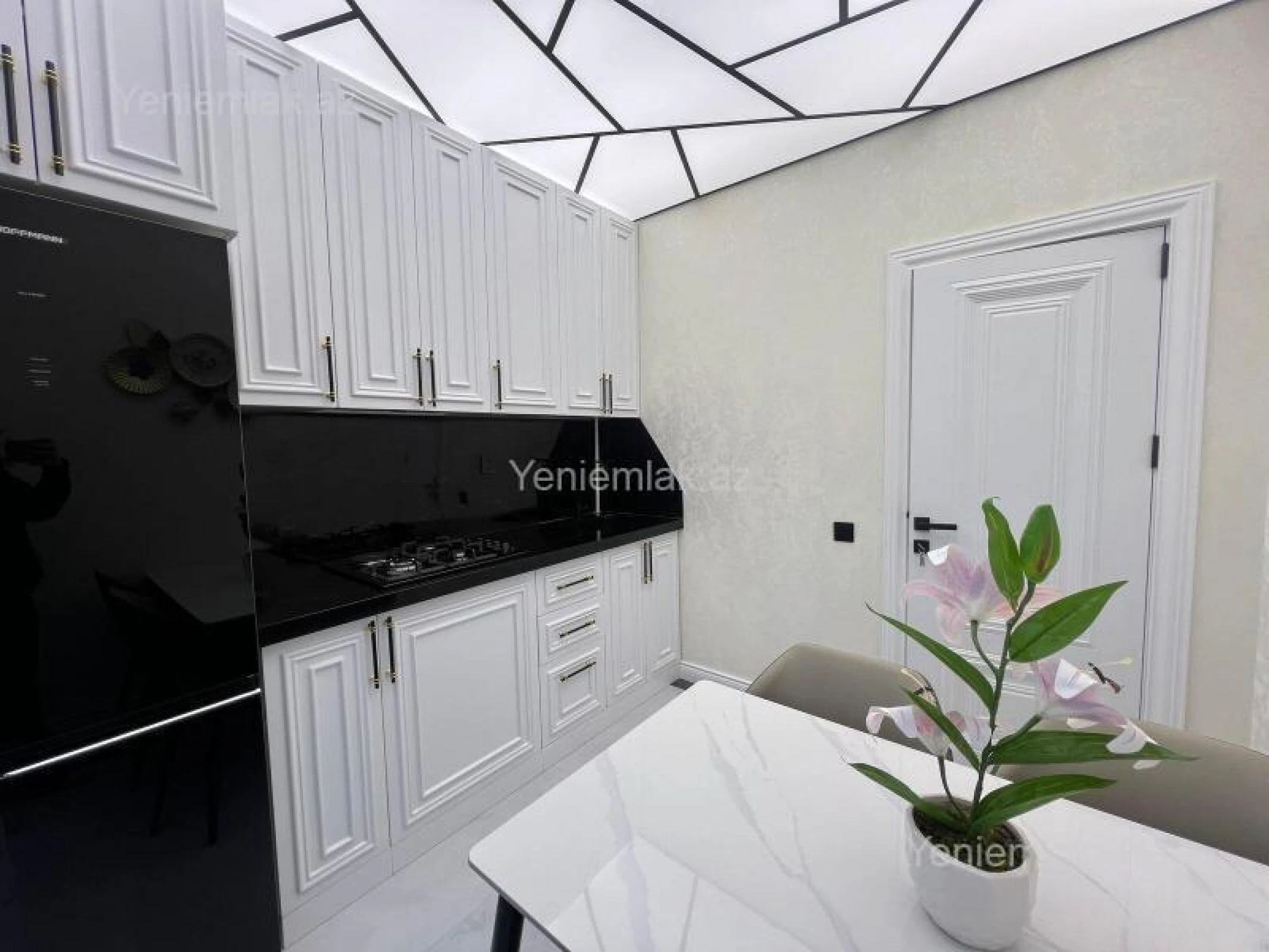 Satılır 3 otaqlı yeni tikili 112 m²