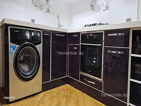 Satılır 3 otaqlı köhnə tikili 90 m²