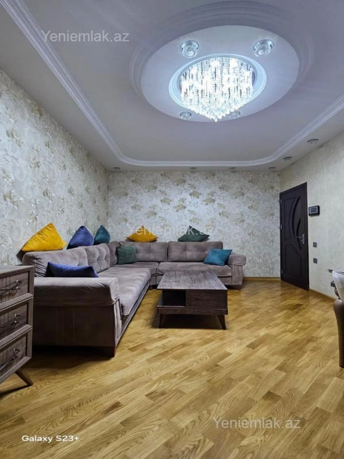 Satılır 3 otaqlı köhnə tikili 90 m²