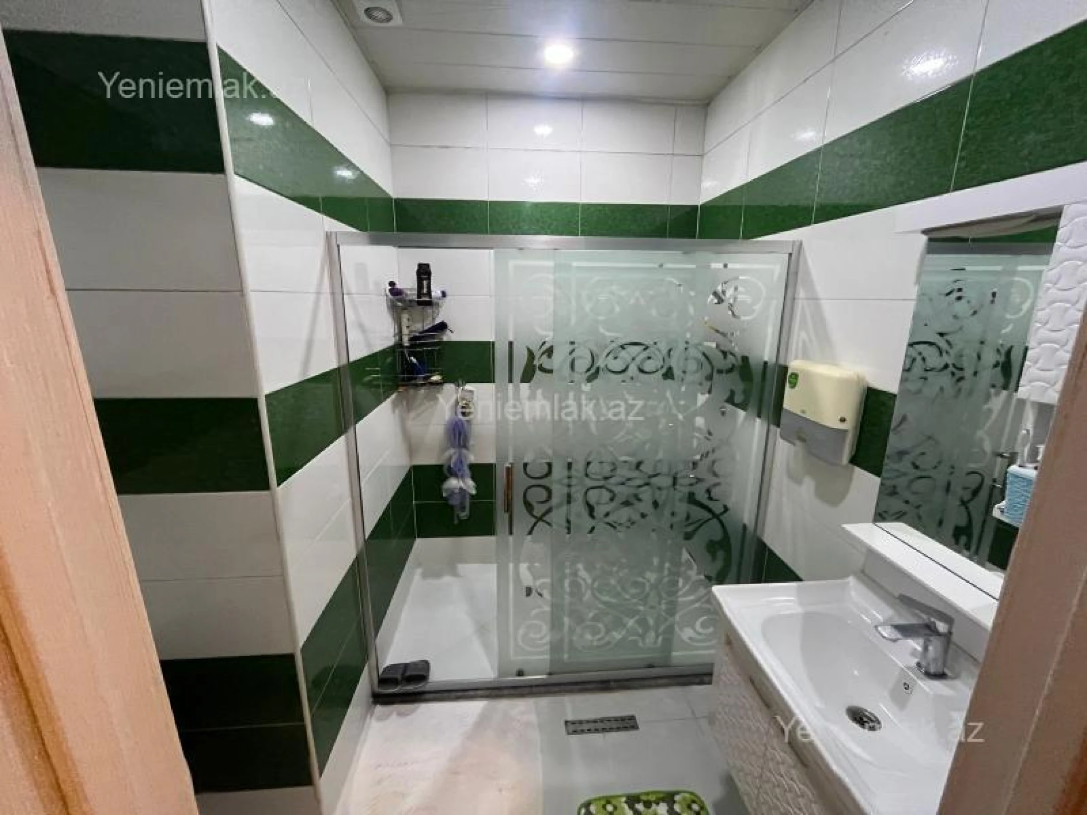 Satılır 3 otaqlı yeni tikili 105 m²