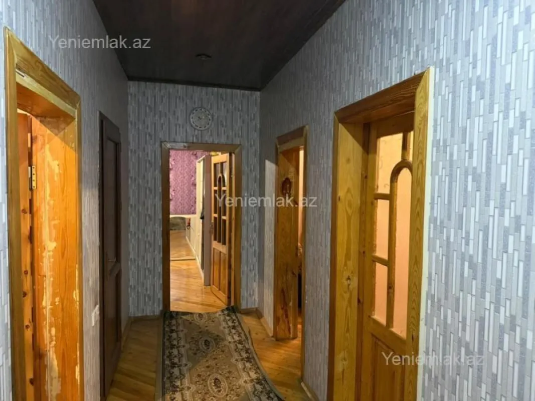 Satılır 3 otaqlı həyət evi 100 m²