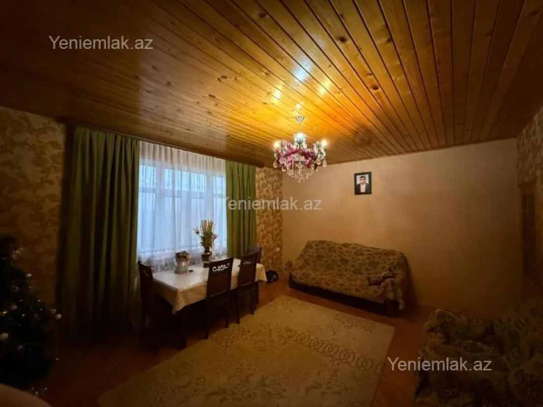Satılır 3 otaqlı həyət evi 100 m²