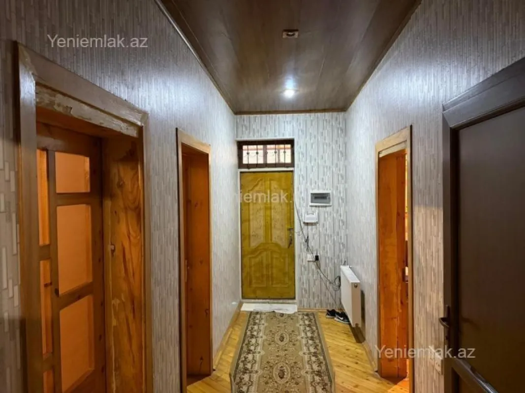 Satılır 3 otaqlı həyət evi 100 m²