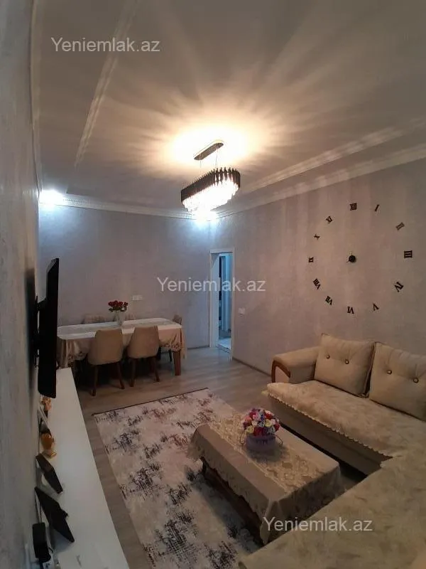 Satılır 5 otaqlı həyət evi 130 m²