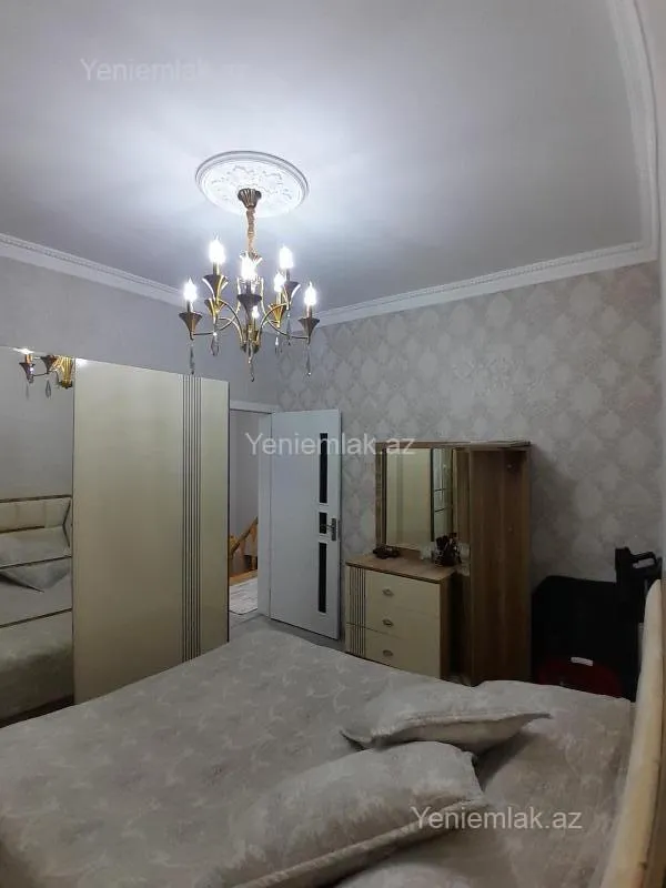 Satılır 5 otaqlı həyət evi 130 m²
