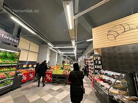 Satılır 4 otaqlı obyekt 1040 m²