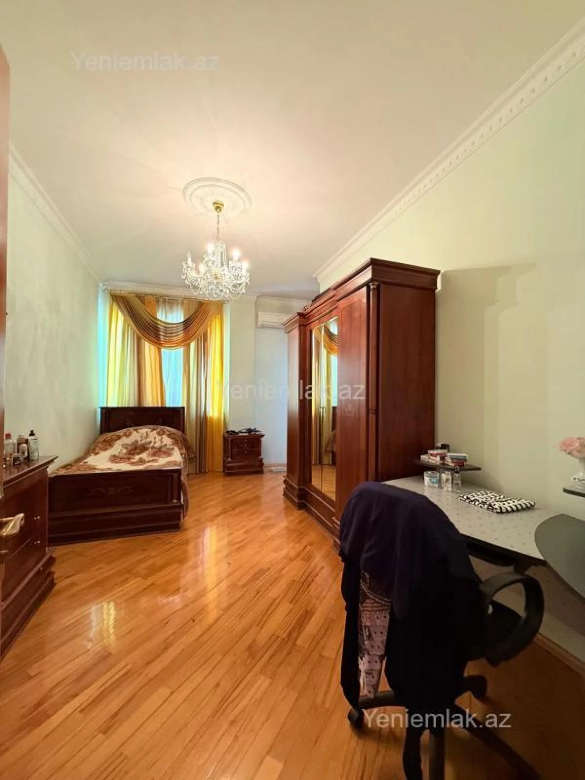 Satılır 5 otaqlı yeni tikili 210 m²