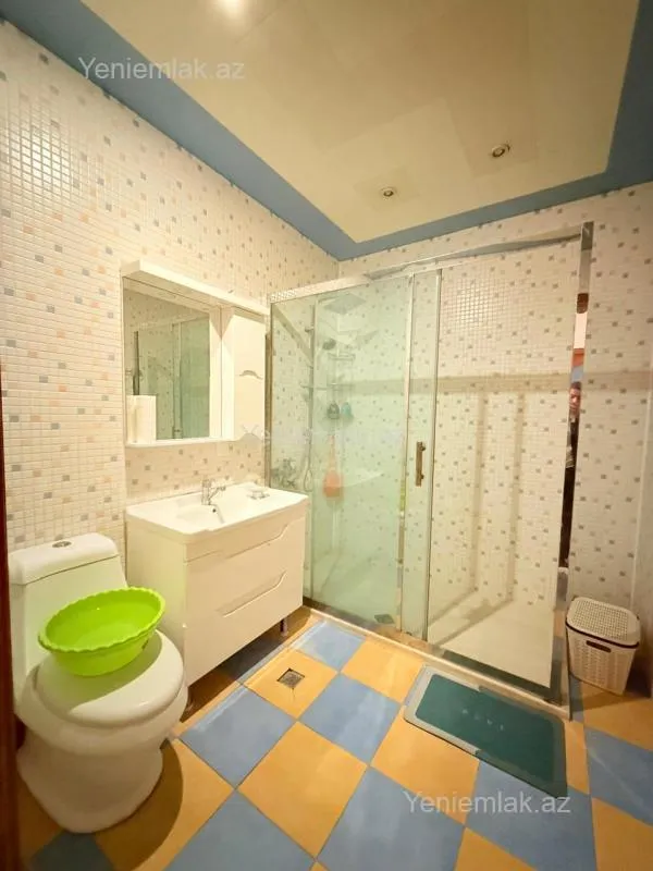 Satılır 5 otaqlı yeni tikili 210 m²