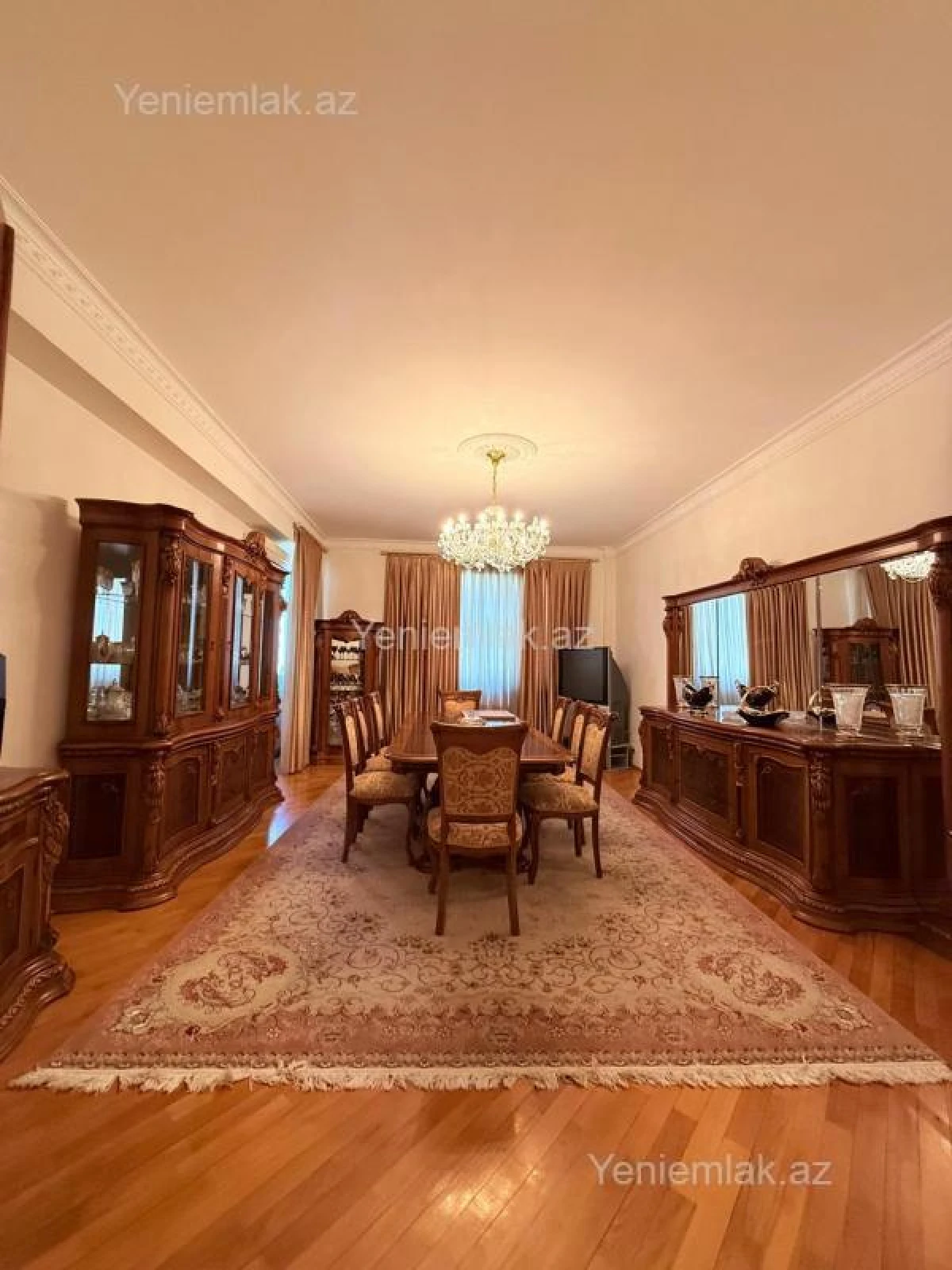 Satılır 5 otaqlı yeni tikili 210 m²