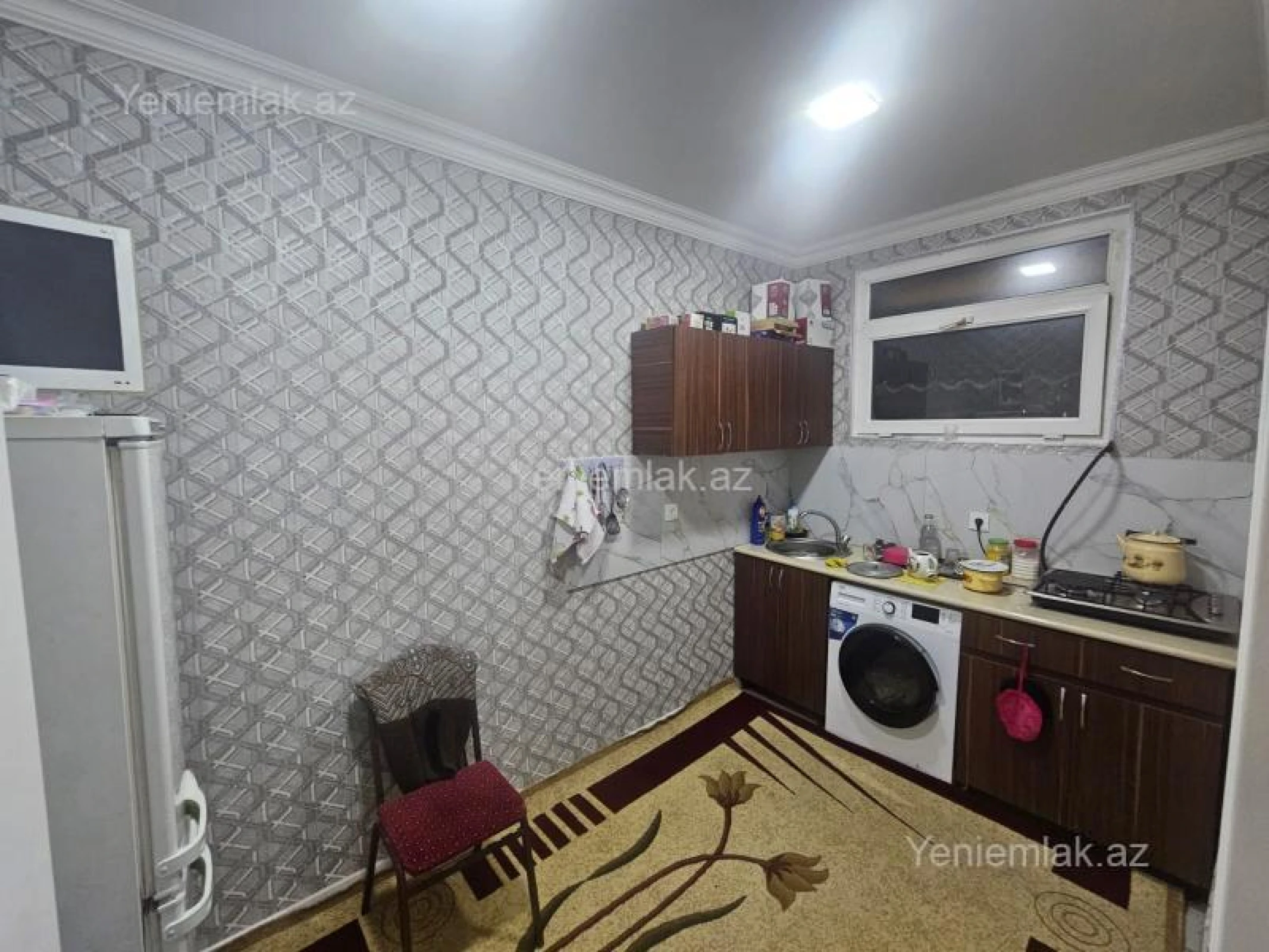 Satılır 3 otaqlı həyət evi 150 m²