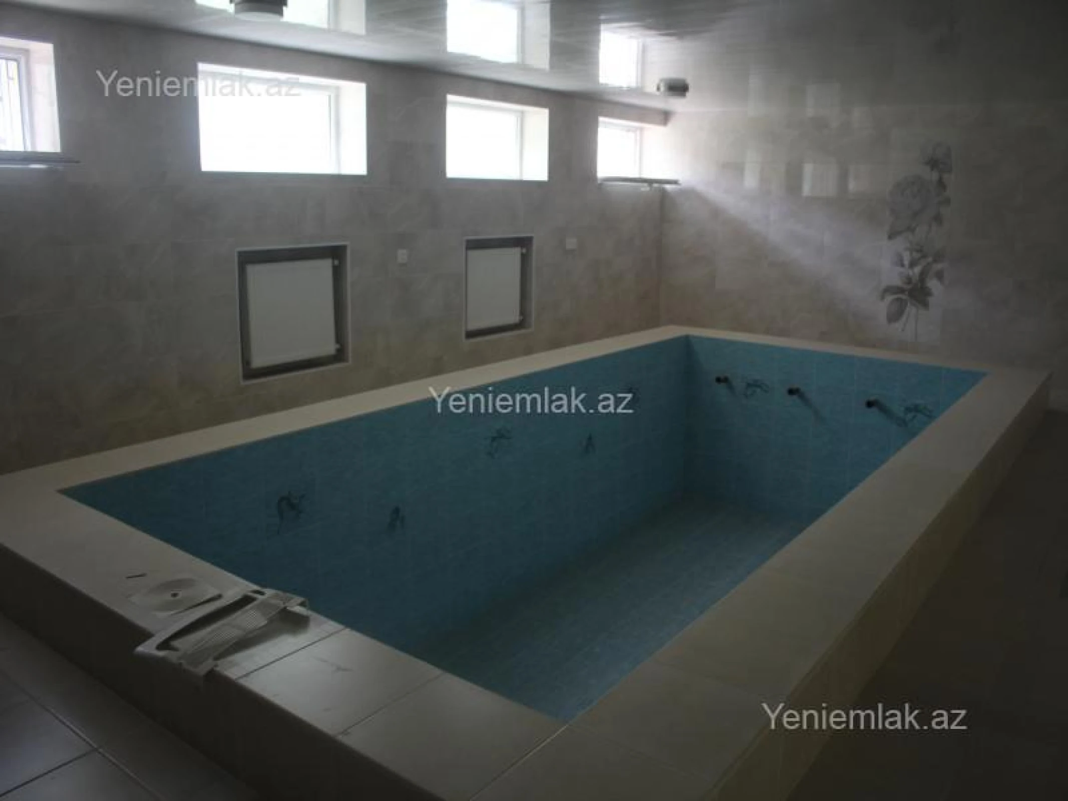 Satılır 6 otaqlı həyət evi 450 m²