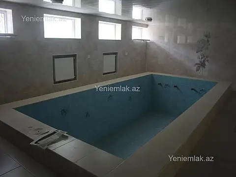 Satılır 6 otaqlı həyət evi 450 m²