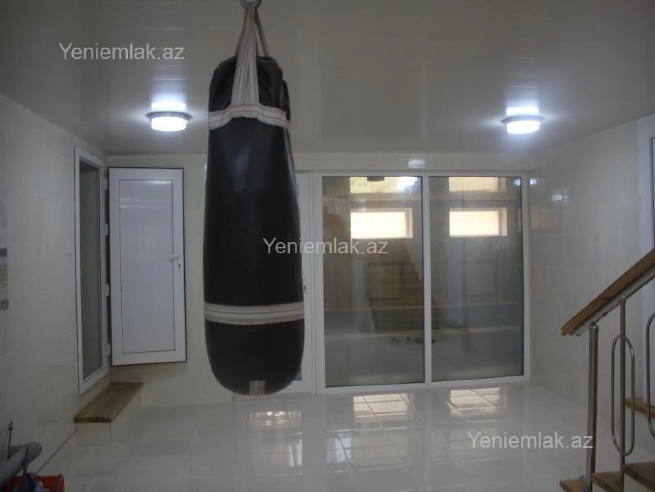 Satılır 6 otaqlı həyət evi 450 m²