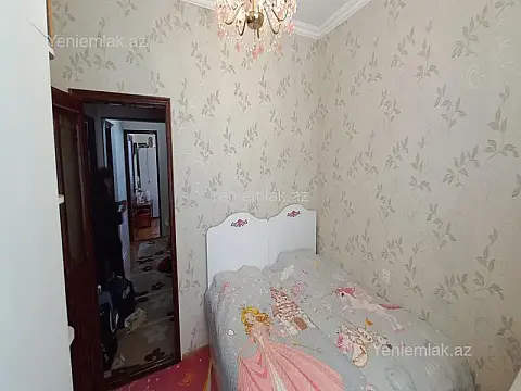 Satılır 3 otaqlı köhnə tikili 80 m²