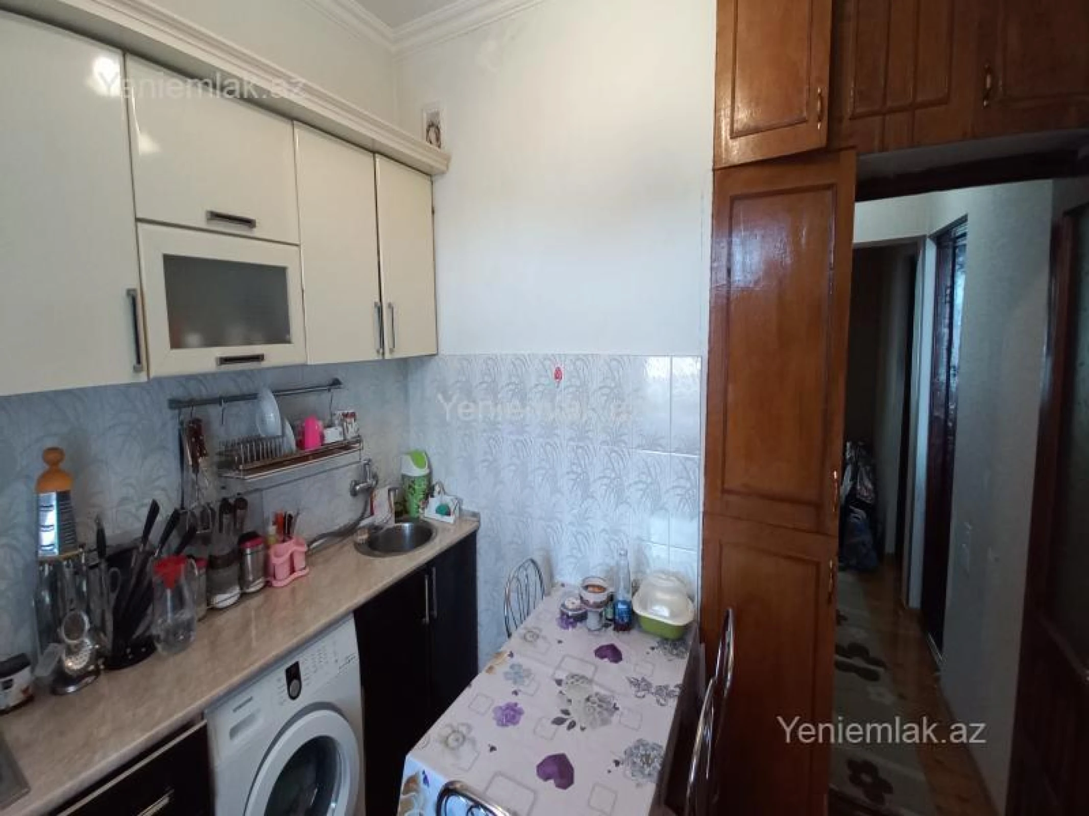 Satılır 3 otaqlı köhnə tikili 80 m²