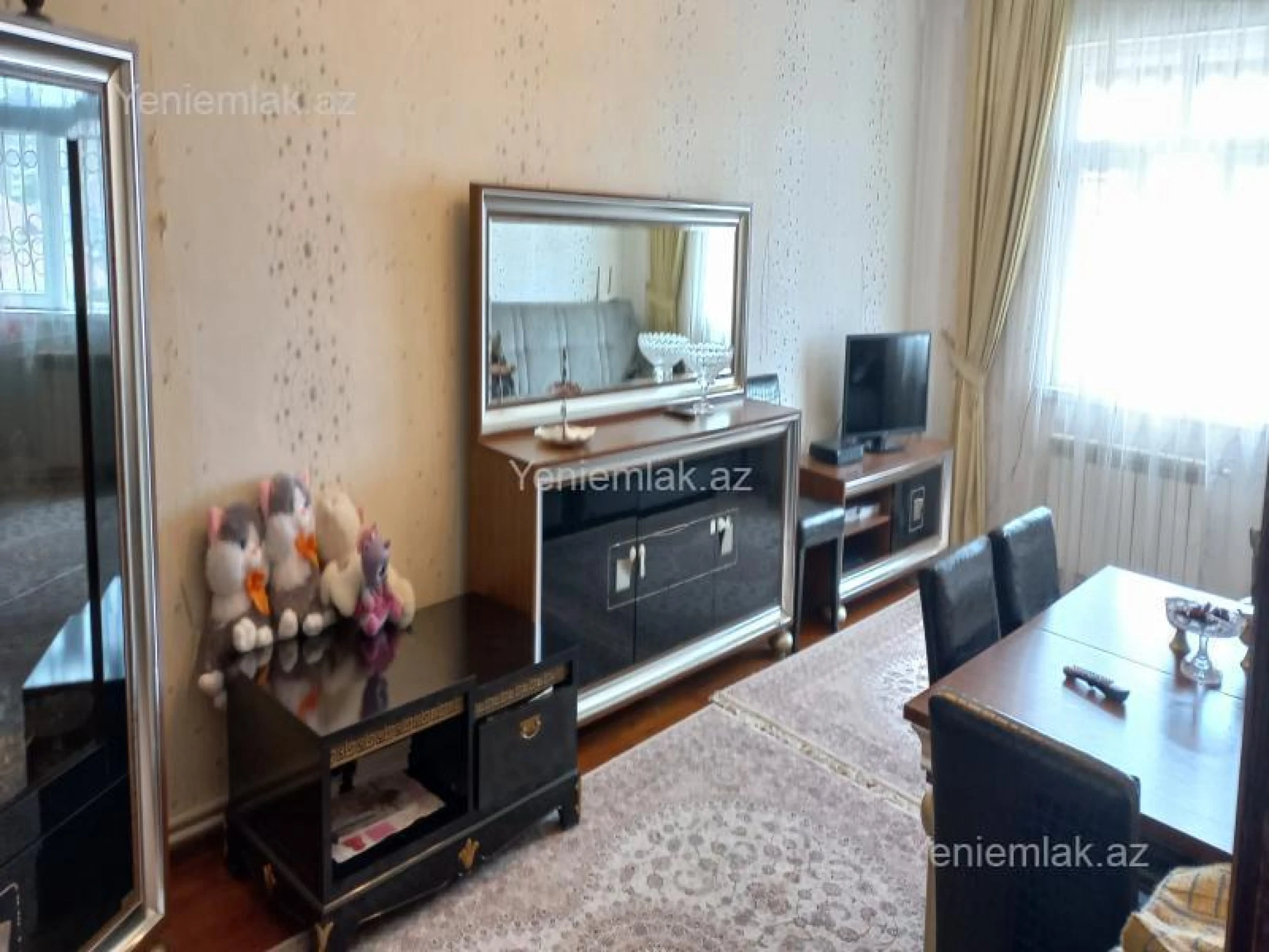 Satılır 3 otaqlı köhnə tikili 80 m²