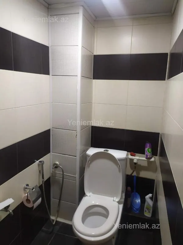 Satılır 3 otaqlı köhnə tikili 80 m²