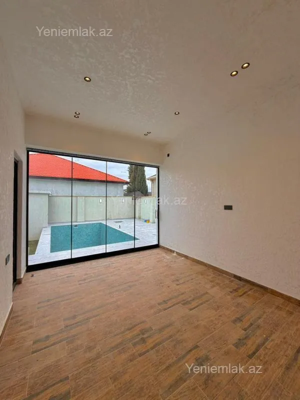 Satılır 4 otaqlı həyət evi 200 m²