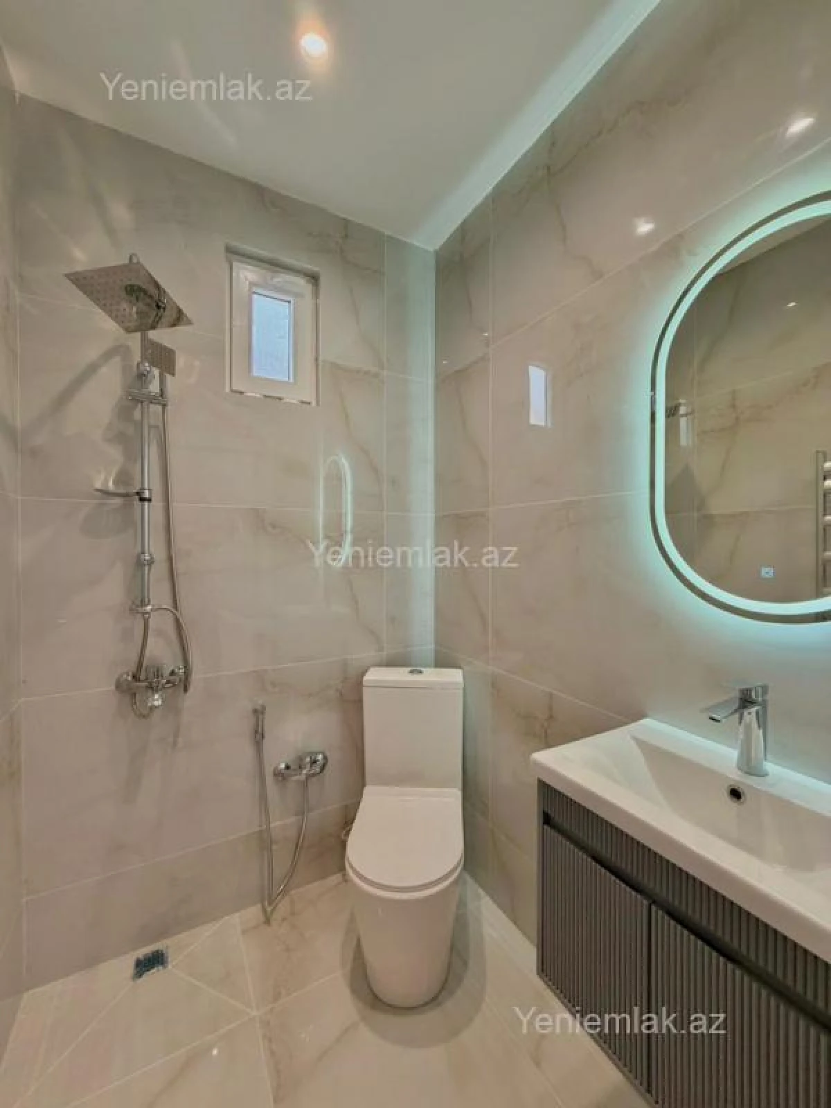 Satılır 4 otaqlı həyət evi 150 m²