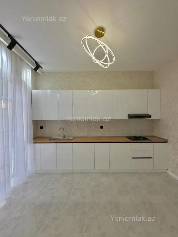 Satılır 4 otaqlı həyət evi 150 m²
