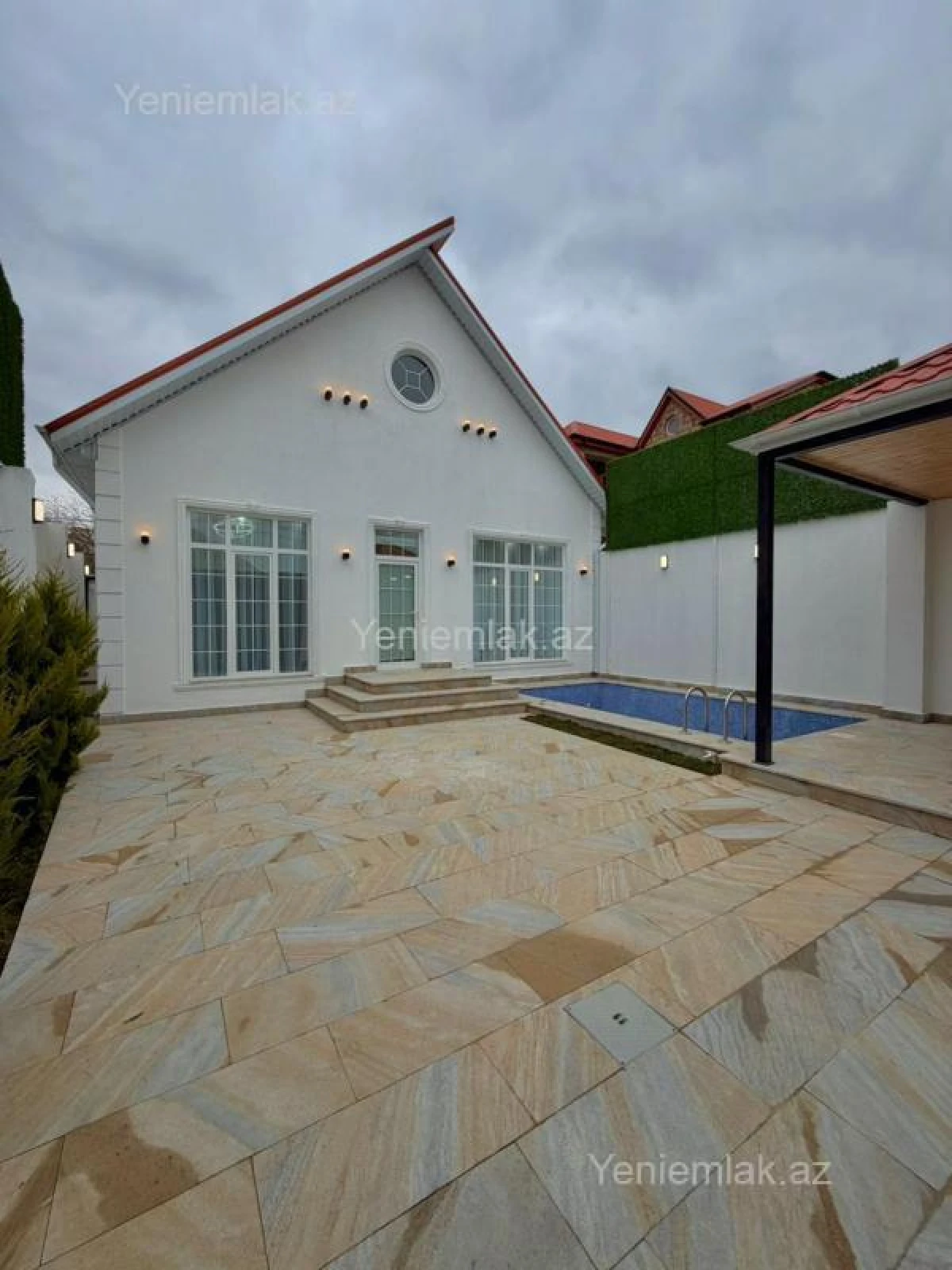 Satılır 4 otaqlı həyət evi 150 m²