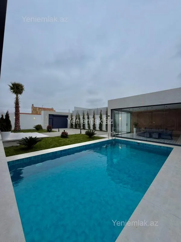 Satılır 5 otaqlı həyət evi 250 m²