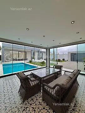 Satılır 5 otaqlı həyət evi 250 m²