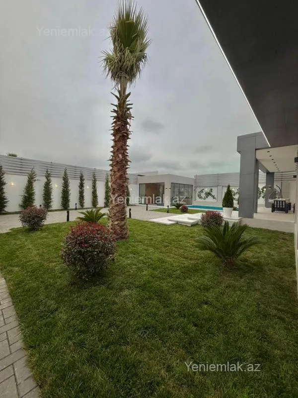 Satılır 5 otaqlı həyət evi 250 m²