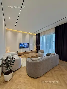 Satılır 5 otaqlı həyət evi 250 m²