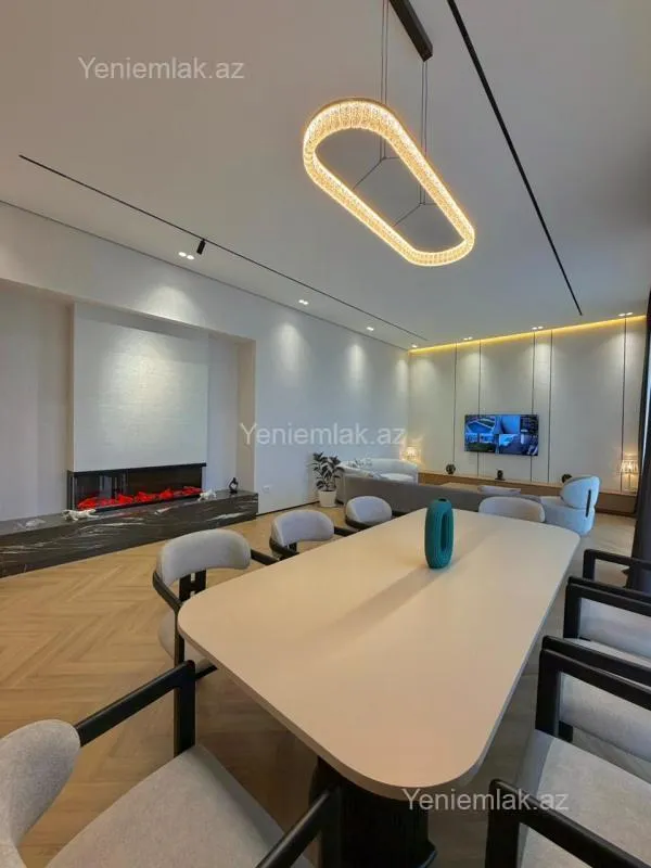 Satılır 5 otaqlı həyət evi 250 m²