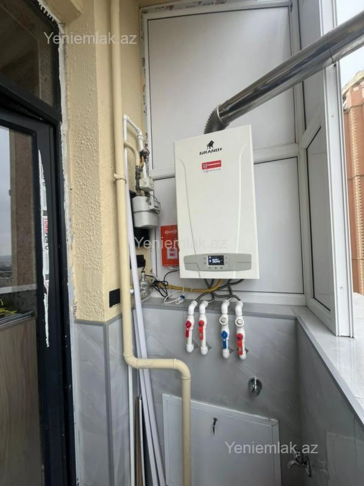 Satılır 2 otaqlı yeni tikili 65 m²