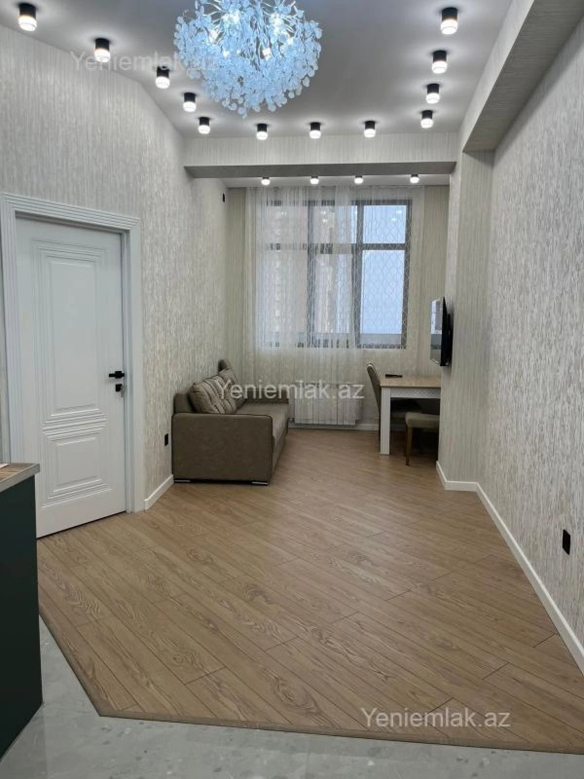 Satılır 2 otaqlı yeni tikili 65 m²