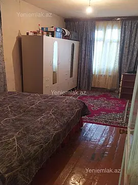 Satılır 2 otaqlı köhnə tikili 55 m²