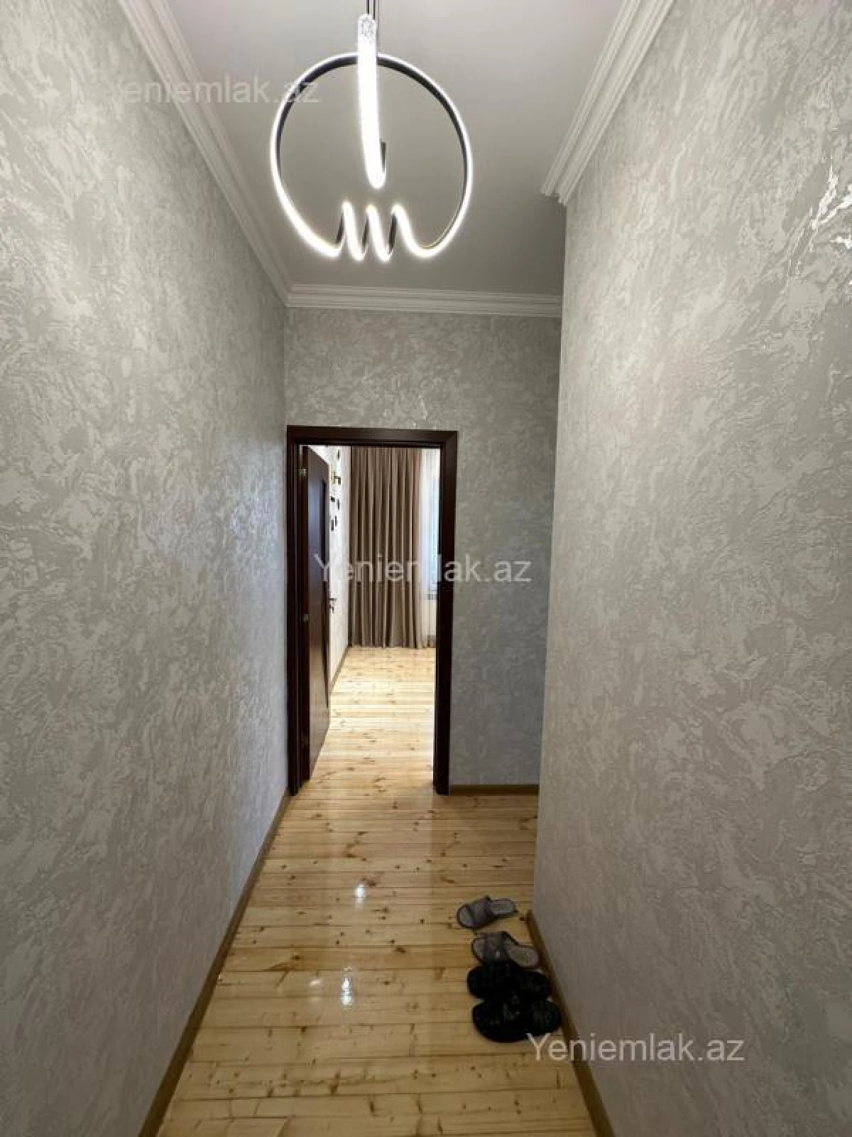 Satılır 1 otaqlı köhnə tikili 40 m²