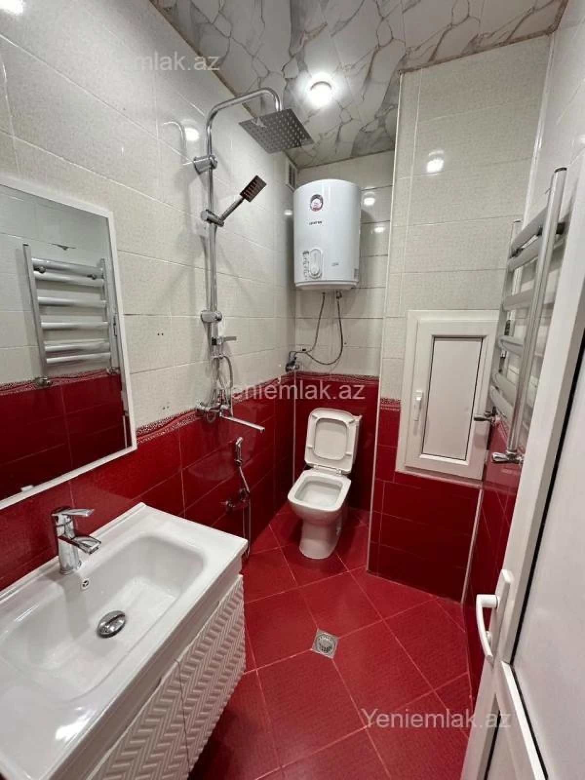 Satılır 1 otaqlı köhnə tikili 40 m²