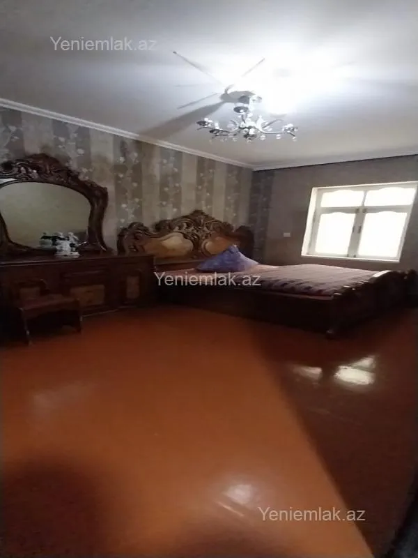 Satılır 3 otaqlı həyət evi 100 m²
