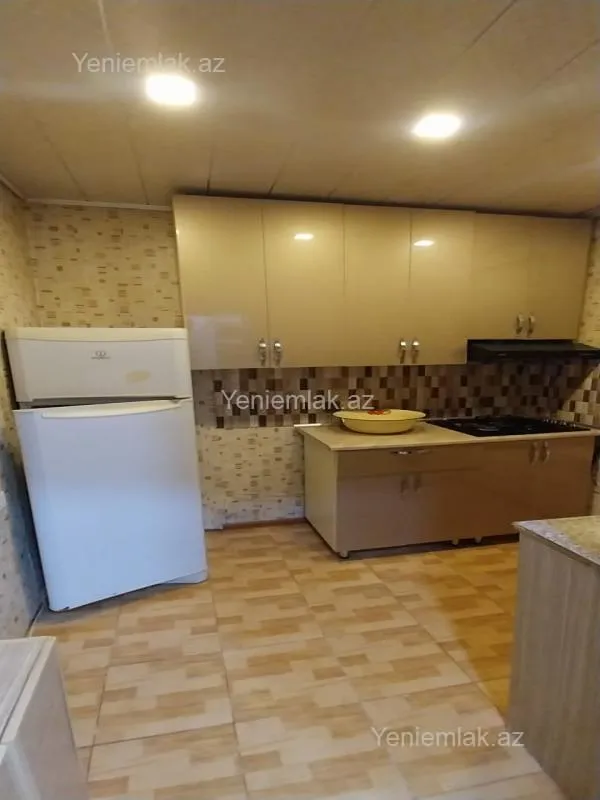 Satılır 3 otaqlı həyət evi 100 m²