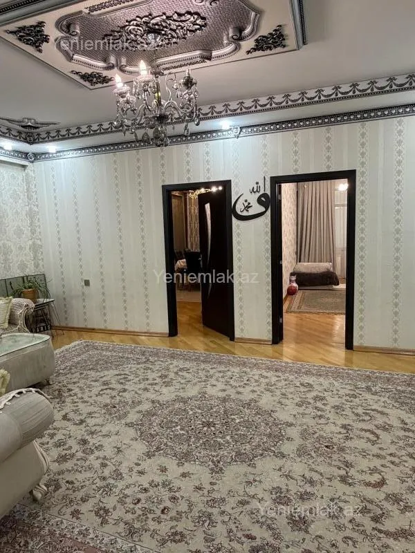 Satılır 4 otaqlı yeni tikili 135 m²