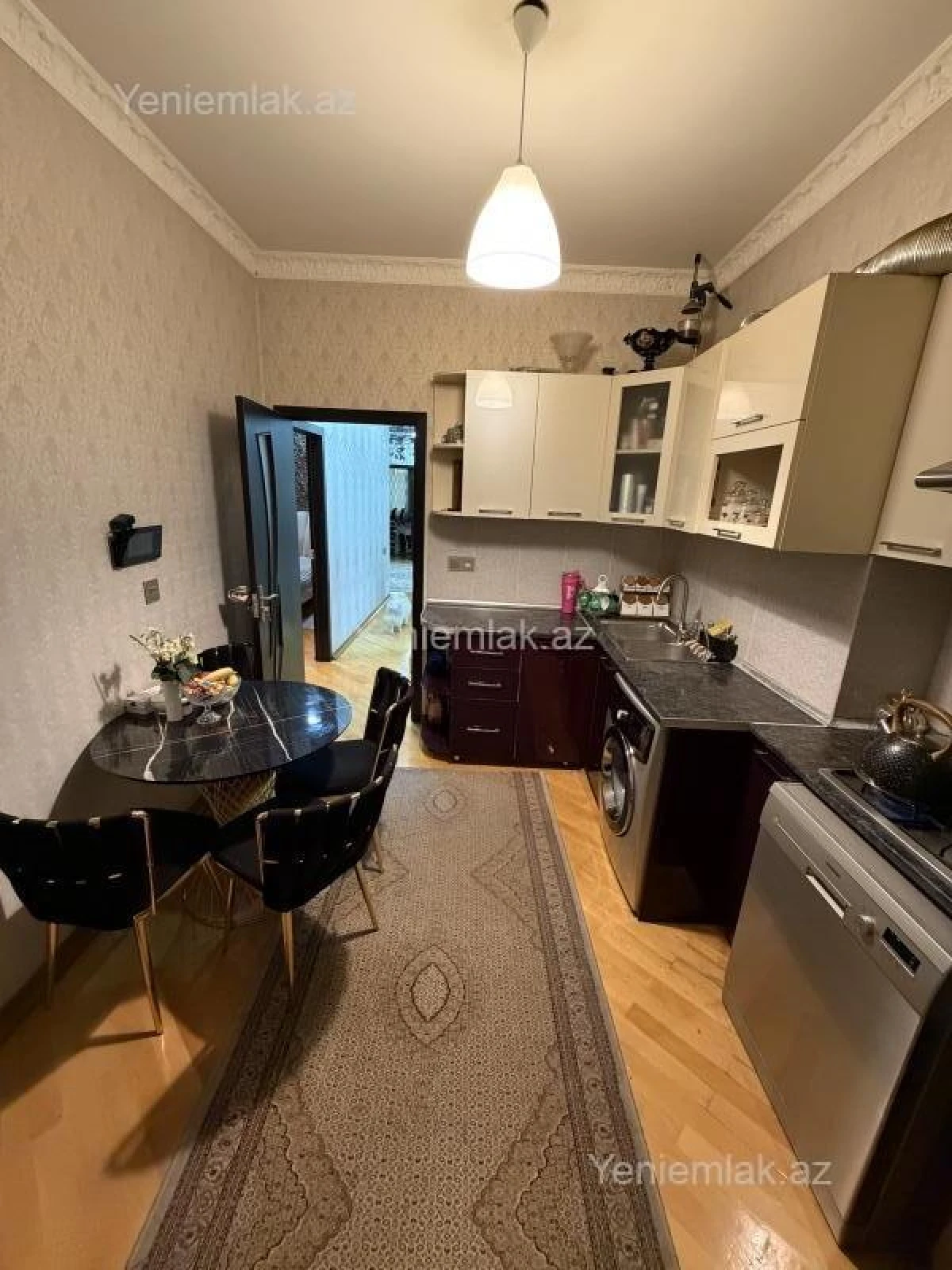 Satılır 4 otaqlı yeni tikili 135 m²